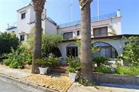 Follow The Sun Polis Exterior photo